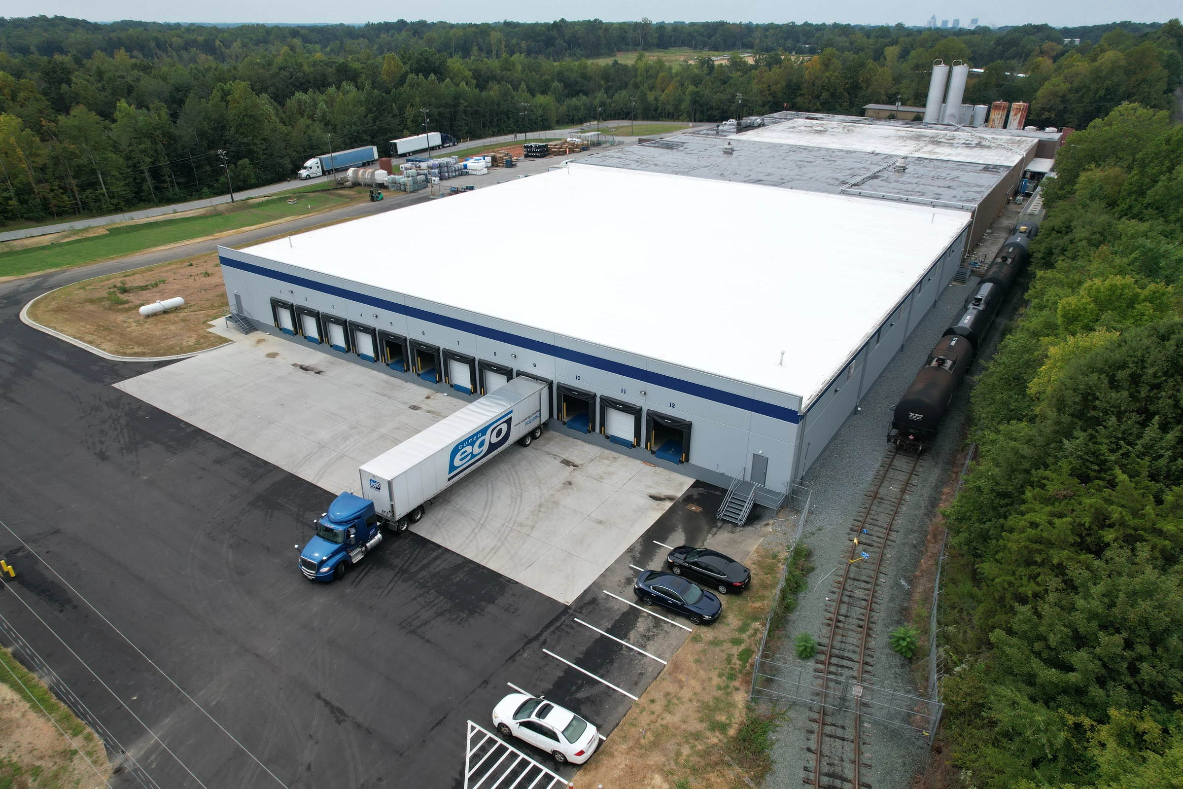 Distribution Center Roofing Along I-90 and the Selkirk Rail Corridor
